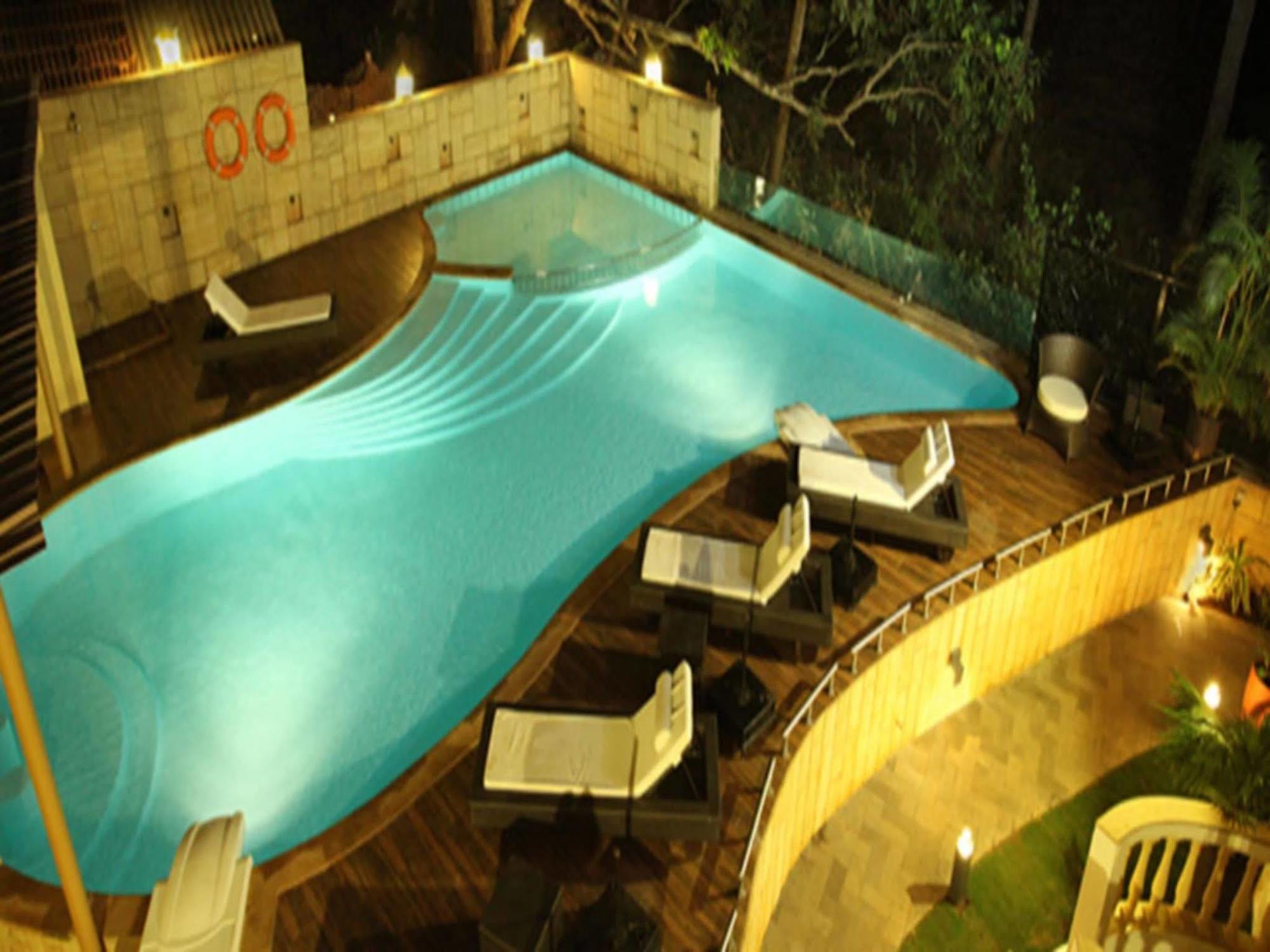 Coco Goa Hotel อาร์โปรา ภายนอก รูปภาพ