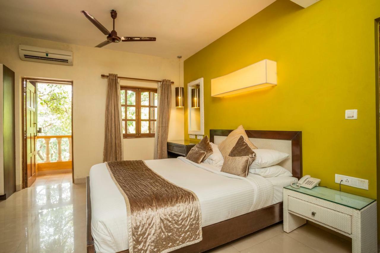 Coco Goa Hotel อาร์โปรา ภายนอก รูปภาพ