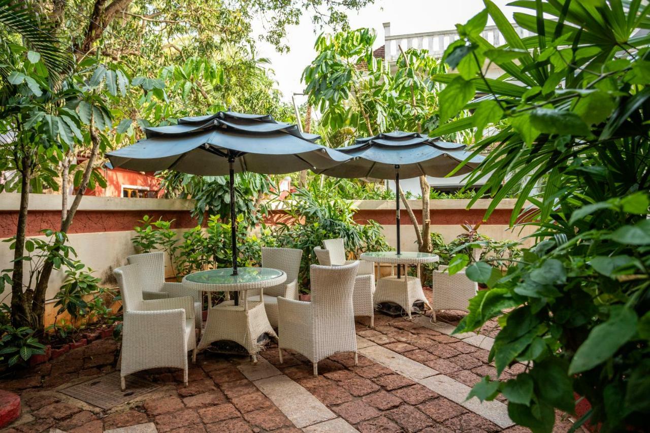 Coco Goa Hotel อาร์โปรา ภายนอก รูปภาพ